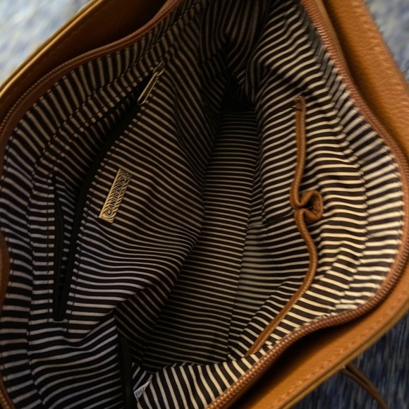 Tote - Picture 2 of 2